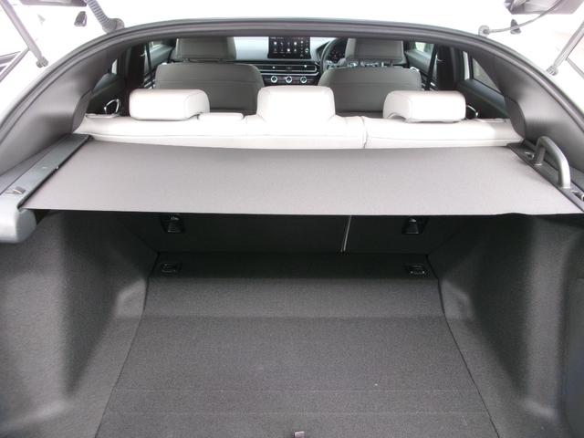 トノカバー付きで荷室のプライバシーも保てます