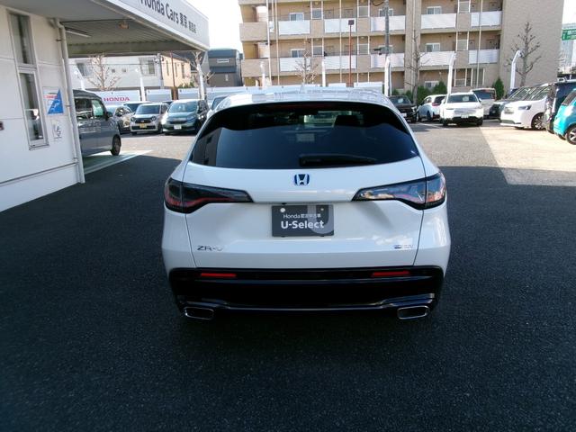 ＺＲ－Ｖ ｅ：ＨＥＶＺ特別仕様車ブラックスタイル　ホンダセンシング・後退出庫サポート・アダプティブドライビングビーム・マルチビューカメラ・ＨｏｎｄａＣＯＮＮＥＣＴディスプレー・ＥＴＣ２．０・ＢＯＳＥサウンドシステム・ドラレコ前後（3枚目）