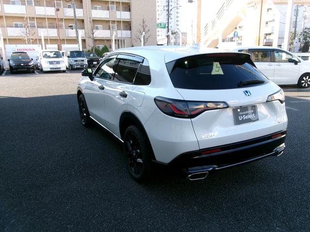 ＺＲ－Ｖ ｅ：ＨＥＶＺ特別仕様車ブラックスタイル　ホンダセンシング・後退出庫サポート・アダプティブドライビングビーム・マルチビューカメラ・ＨｏｎｄａＣＯＮＮＥＣＴディスプレー・ＥＴＣ２．０・ＢＯＳＥサウンドシステム・ドラレコ前後（9枚目）