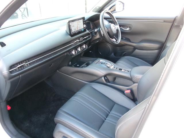 ＺＲ－Ｖ ｅ：ＨＥＶＺ特別仕様車ブラックスタイル　ホンダセンシング・後退出庫サポート・アダプティブドライビングビーム・マルチビューカメラ・ＨｏｎｄａＣＯＮＮＥＣＴディスプレー・ＥＴＣ２．０・ＢＯＳＥサウンドシステム・ドラレコ前後（12枚目）