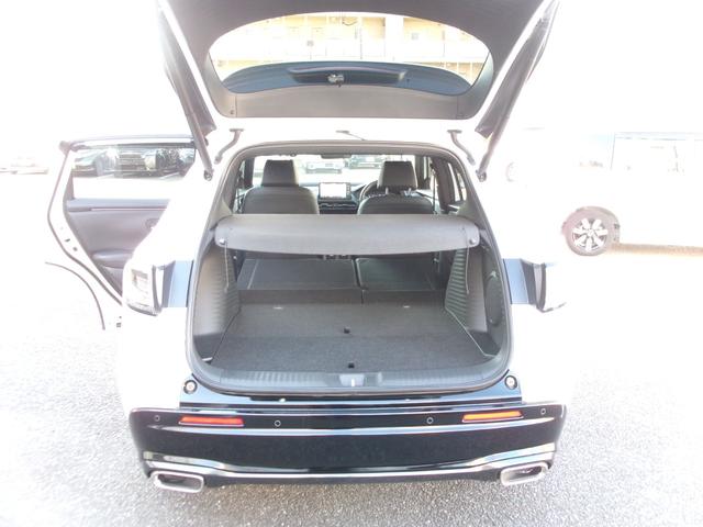 ＺＲ－Ｖ ｅ：ＨＥＶＺ特別仕様車ブラックスタイル　ホンダセンシング・後退出庫サポート・アダプティブドライビングビーム・マルチビューカメラ・ＨｏｎｄａＣＯＮＮＥＣＴディスプレー・ＥＴＣ２．０・ＢＯＳＥサウンドシステム・ドラレコ前後（15枚目）