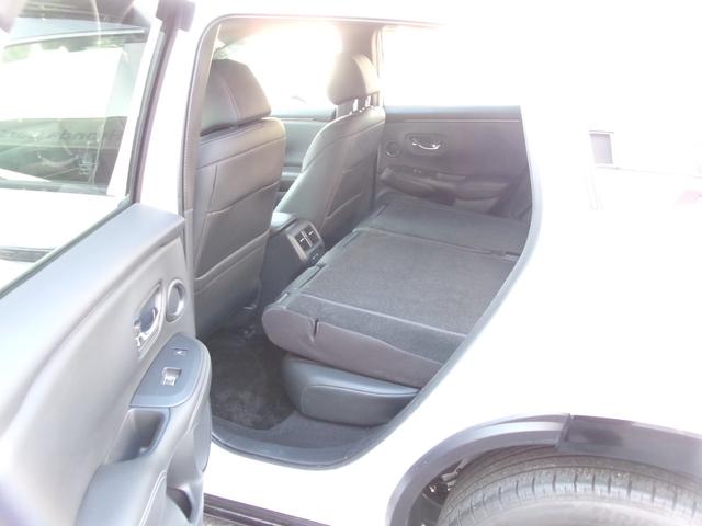 ＺＲ－Ｖ ｅ：ＨＥＶＺ特別仕様車ブラックスタイル　ホンダセンシング・後退出庫サポート・アダプティブドライビングビーム・マルチビューカメラ・ＨｏｎｄａＣＯＮＮＥＣＴディスプレー・ＥＴＣ２．０・ＢＯＳＥサウンドシステム・ドラレコ前後（16枚目）