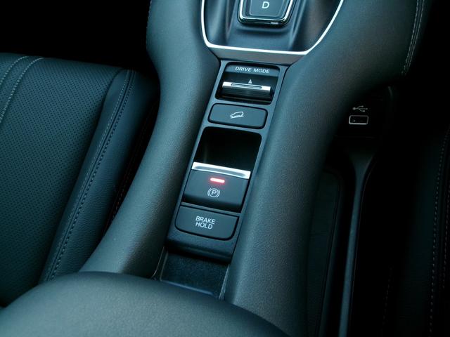 ＺＲ－Ｖ ｅ：ＨＥＶＺ特別仕様車ブラックスタイル　ホンダセンシング・後退出庫サポート・アダプティブドライビングビーム・マルチビューカメラ・ＨｏｎｄａＣＯＮＮＥＣＴディスプレー・ＥＴＣ２．０・ＢＯＳＥサウンドシステム・ドラレコ前後（25枚目）