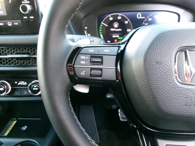 ＺＲ－Ｖ ｅ：ＨＥＶＺ特別仕様車ブラックスタイル　ホンダセンシング・後退出庫サポート・アダプティブドライビングビーム・マルチビューカメラ・ＨｏｎｄａＣＯＮＮＥＣＴディスプレー・ＥＴＣ２．０・ＢＯＳＥサウンドシステム・ドラレコ前後（29枚目）