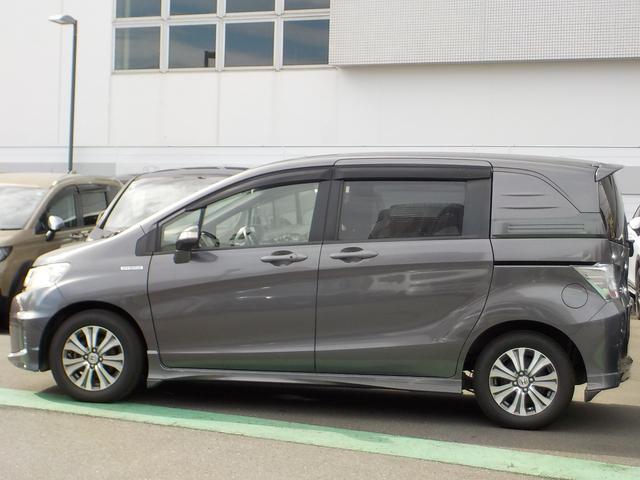 フリードスパイクハイブリッド ジャストセレクション メモリーナビ リアカメラ(5枚目)