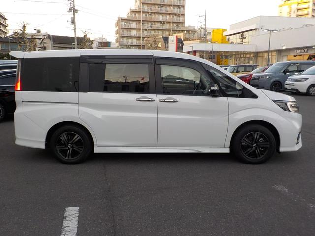 ステップワゴンスパーダ ｅ：ＨＥＶスパーダＧ・ＥＸホンダセンシング　メモリーナビ　ワンオーナー（5枚目）