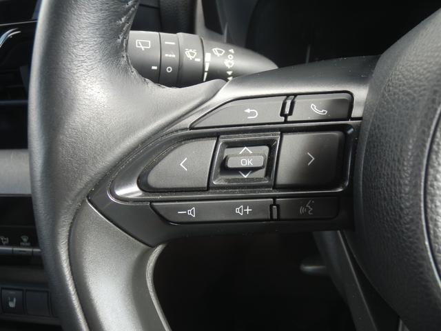 ヤリスクロス ハイブリッドＺ　衝突軽減ブレーキ　クルーズコントロール　フルセグ付純正ナビ　ＥＴＣ　バックカメラ　ステアリングヒーター　シートヒーター　ドライブレコーダー　オートライト　１８インチ純正アルミ　ホンダディーラー保証（12枚目）