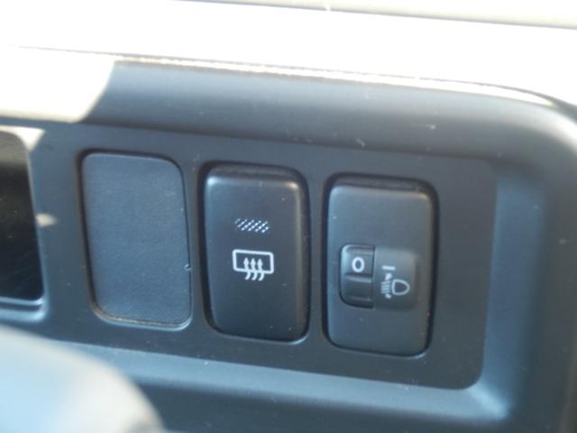ハイゼットカーゴ 　４ＷＤ車　マニュアルエアコン　ＡＭ／ＦＭラジオ　ＥＴＣ　キーレスエントリー　ドアバイザー　両側スライドドア　ルーフコンソールボックス　社外アルミホイール　ホンダディーラー保証（9枚目）