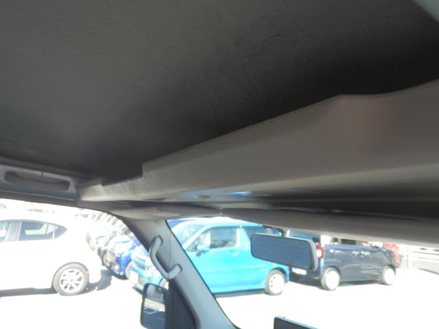 ハイゼットカーゴ 　４ＷＤ車　マニュアルエアコン　ＡＭ／ＦＭラジオ　ＥＴＣ　キーレスエントリー　ドアバイザー　両側スライドドア　ルーフコンソールボックス　社外アルミホイール　ホンダディーラー保証（14枚目）