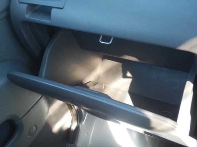 ハイゼットカーゴ 　４ＷＤ車　マニュアルエアコン　ＡＭ／ＦＭラジオ　ＥＴＣ　キーレスエントリー　ドアバイザー　両側スライドドア　ルーフコンソールボックス　社外アルミホイール　ホンダディーラー保証（15枚目）