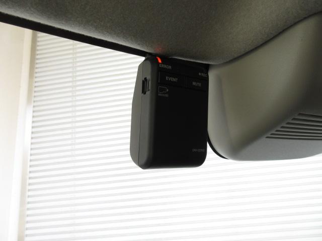 Ｎ－ＢＯＸ ファッションスタイル　Ｈｏｎｄａセンシング／ギャザズナビ／スマートキー／両側電動スライドドア／ＥＴＣ／ＬＥＤヘッドライト／リヤカメラ／禁煙車／デモカー　ソナー　盗難防止装置　ＵＳＢポート　ＬＥＤランプ　バックモニター（3枚目）