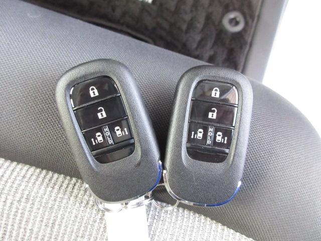 Ｎ－ＢＯＸ ファッションスタイル　Ｈｏｎｄａセンシング／ギャザズナビ／スマートキー／両側電動スライドドア／ＥＴＣ／ＬＥＤヘッドライト／リヤカメラ／禁煙車／デモカー　ソナー　盗難防止装置　ＵＳＢポート　ＬＥＤランプ　バックモニター（16枚目）