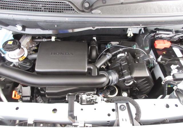 Ｎ－ＢＯＸ ファッションスタイル　Ｈｏｎｄａセンシング／ギャザズナビ／スマートキー／両側電動スライドドア／ＥＴＣ／ＬＥＤヘッドライト／リヤカメラ／禁煙車／デモカー　ソナー　盗難防止装置　ＵＳＢポート　ＬＥＤランプ　バックモニター（20枚目）