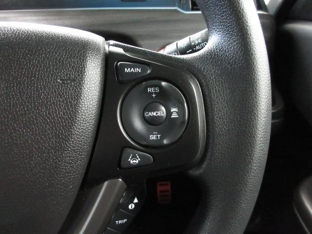 フリード Ｇブラックスタイル　禁煙車　ワンオーナー　ブラックスタイル　ＬＥＤヘッドライト　ＬＥＤアクティブコーナーリングライト　社外ドラレコ　両電動スライドドア　ＵＳＢ接続　バックモニター　ドラレコ付き　前席シートヒーター　ＥＴＣ（12枚目）