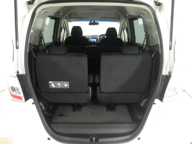 フリードハイブリッド ジャストセレクション 禁煙車 2列目ベンチシート(7人乗り) ディスチャージヘッドライト 両側PSD スマートキー クルーズコントロール ディスプレーオーディオ リアカメラ ドラレコ セキュリティー 横滑り防止機能 記録簿(18枚目)