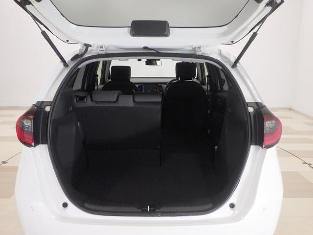 フィット ホーム 禁煙車 元デモカー 9インチホンダコネクトナビ ドラレコ ETC LEDヘッドライト 記録簿 衝突軽減 リアカメラ ソナー USB接続 AAC 横滑り防止機能 サイドエアバック ワンオーナー車 DVD(20枚目)