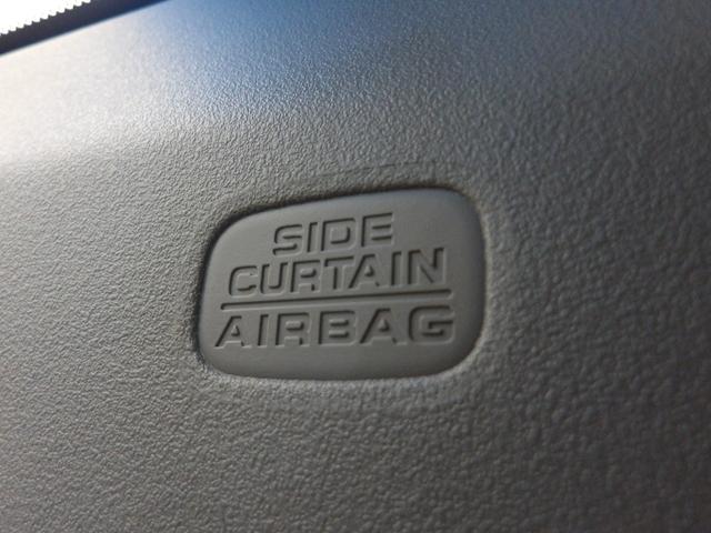 車両側面からの安全性も高めてくれる、安心装備のサイドカーテンエアバックシステムです◎