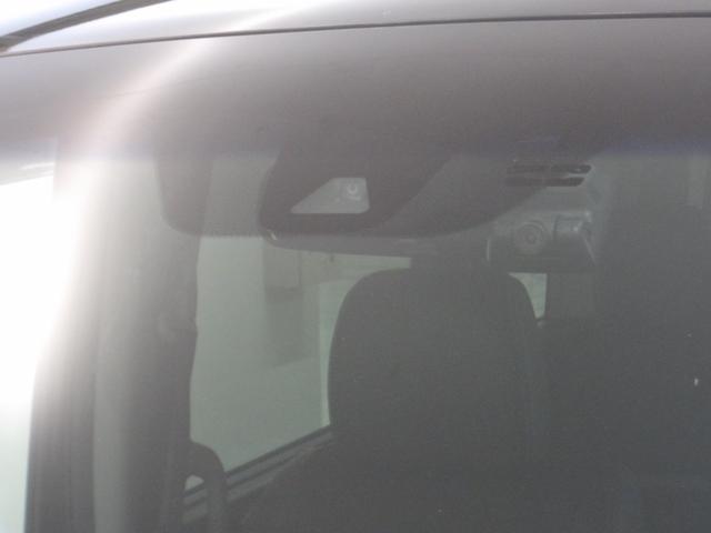 ホンダセンシング搭載！誤発進抑制機能・路外逸脱抑制機能・歩行者事故低減ステアリング・車線維持支援システム・先進車発進お知らせ機能など多彩な先進安全機能でより安全で快適なドライブを支援します。