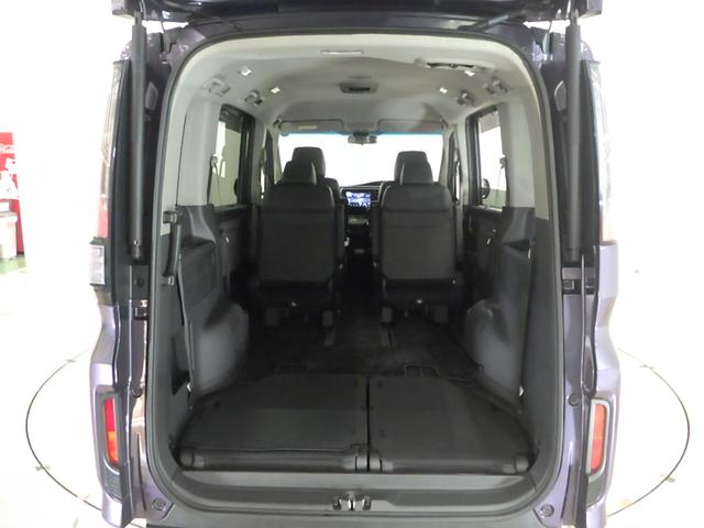 ステップワゴンスパーダ スパーダ・クールスピリットホンダセンシング　禁煙車　ワンオーナー　９インチナビ＋リアカメラ　ＥＴＣ　運転席＆助手席シートヒーター　トリプルゾーンコントロールフルオートエアコン　１７インチアルミホイール　サイドエアバック　スマートキ　バックモニタ（22枚目）