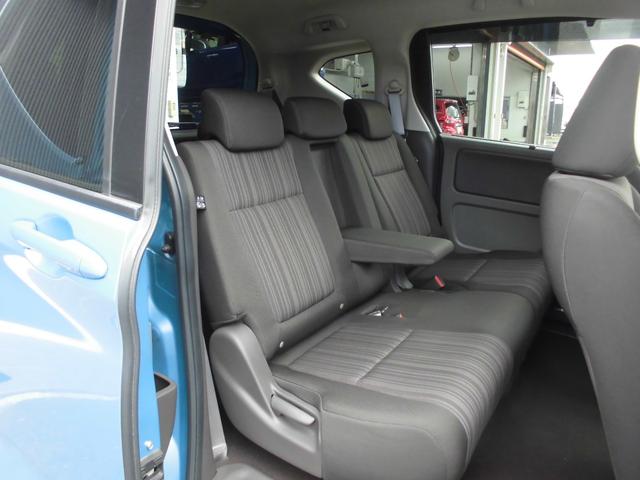 フリードハイブリッド ハイブリッド・Ｇホンダセンシング　軽減ブレーキ　キーフリーシステム　ワンセグＴＶ　記録簿　ＥＣＯＮ　禁煙　後カメラ　Ａクルーズ　ＬＥＤヘッドランプ　横滑防止　パワーウインドウ　３列シート　ＵＳＢ（18枚目）