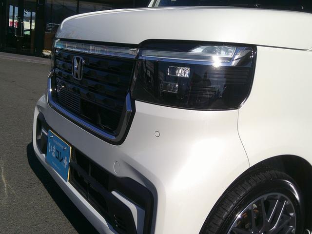 Ｎ－ＢＯＸカスタム ターボ　当社レントアップ車　イモビライザー　衝突被害軽減　禁煙　キーフリー　ＥＳＣ　パワステ　両席エアバック　サイドエアバッグ　ターボ車　ＵＳＢ接続　Ａライト　スマキー　Ｂカメ　パワーウィンドウ　ＥＴＣ（4枚目）
