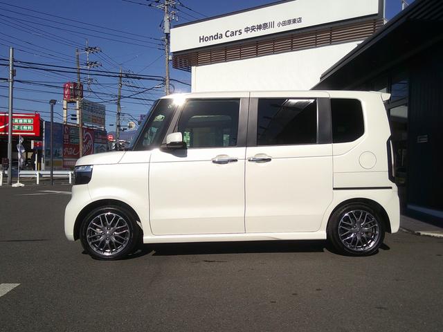 Ｎ－ＢＯＸカスタム ターボ　当社レントアップ車　イモビライザー　衝突被害軽減　禁煙　キーフリー　ＥＳＣ　パワステ　両席エアバック　サイドエアバッグ　ターボ車　ＵＳＢ接続　Ａライト　スマキー　Ｂカメ　パワーウィンドウ　ＥＴＣ（6枚目）