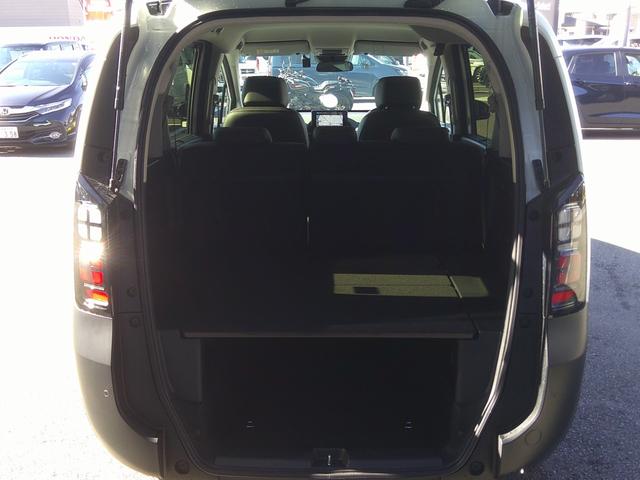 フリード クロスター　当社デモカー使用車　ＥＣＯＮモード　地デジフルセグ　両側電動パワースライドドア　後カメラ　禁煙車両　ドラレコ　ＵＳＢ　盗難防止システム　ＬＥＤヘッドランプ　エアコン　ＥＳＣ　オートクルーズコントロール（23枚目）