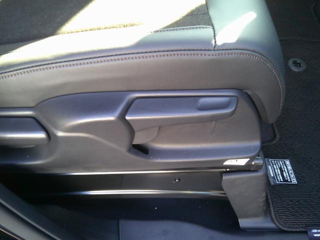 Ｎ－ＢＯＸカスタム ターボ　当社デモカー使用車　イモビライザー　衝突被害軽減　禁煙　キーフリー　ＥＳＣ　パワステ　両席エアバック　サイドエアバッグ　ターボ車　ＵＳＢ接続　Ａライト　スマキー　Ｂカメ　パワーウィンドウ　ＥＴＣ（16枚目）