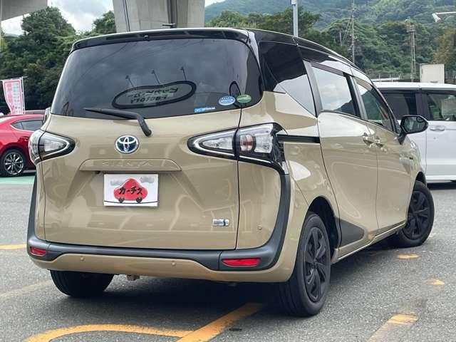 シエンタ ハイブリッド　ファンベースＧ　ワンオーナー／禁煙車／セーフティーセンス／クルーズコントロール／ＥＴＣ／スマートキー／ドライブレコーダー／純正フルセグ地デジナビ／Ｂｌｕｅｔｏｏｔｈ／バックカメラ／シートヒーター／横滑り防止装置／（3枚目）