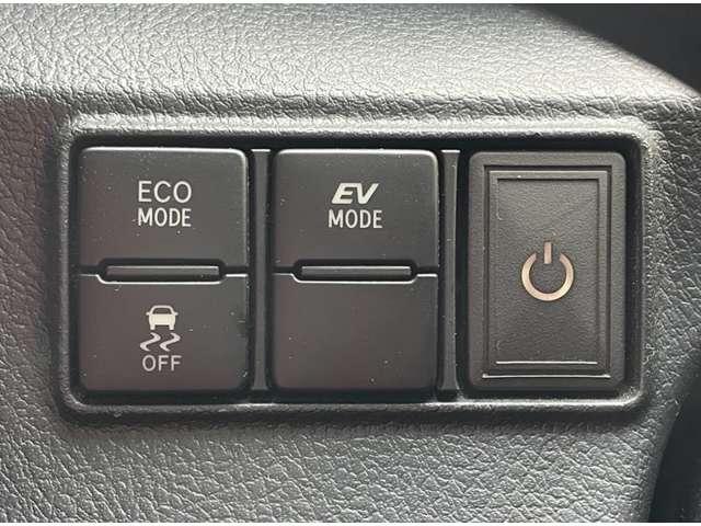 シエンタ ハイブリッド　ファンベースＧ　ワンオーナー／禁煙車／セーフティーセンス／クルーズコントロール／ＥＴＣ／スマートキー／ドライブレコーダー／純正フルセグ地デジナビ／Ｂｌｕｅｔｏｏｔｈ／バックカメラ／シートヒーター／横滑り防止装置／（6枚目）