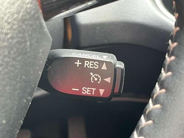 シエンタ ハイブリッド　ファンベースＧ　ワンオーナー／禁煙車／セーフティーセンス／クルーズコントロール／ＥＴＣ／スマートキー／ドライブレコーダー／純正フルセグ地デジナビ／Ｂｌｕｅｔｏｏｔｈ／バックカメラ／シートヒーター／横滑り防止装置／（8枚目）