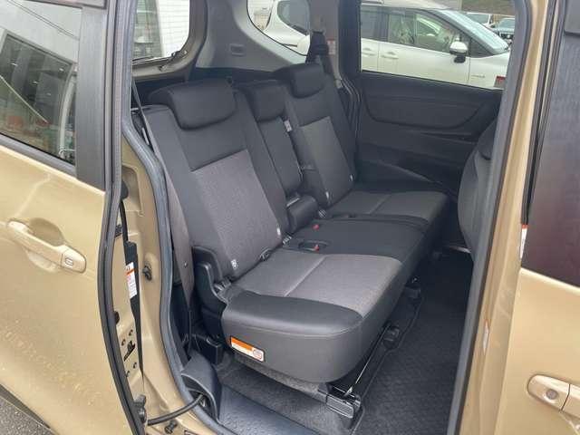 シエンタ ハイブリッド　ファンベースＧ　ワンオーナー／禁煙車／セーフティーセンス／クルーズコントロール／ＥＴＣ／スマートキー／ドライブレコーダー／純正フルセグ地デジナビ／Ｂｌｕｅｔｏｏｔｈ／バックカメラ／シートヒーター／横滑り防止装置／（28枚目）