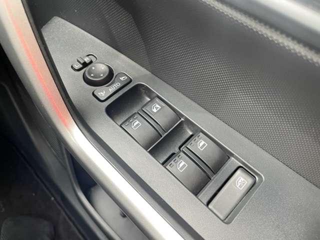 ロッキー プレミアム ワンオーナー/禁煙車/フルエアロ/衝突被害軽減ブレーキ/アダブティブクルーズコントロール/コーナーセンサー/全方位・F・S・Rカメラ/ETC/純正フルセグ地デジナビ/シートヒーター/BSM/(19枚目)