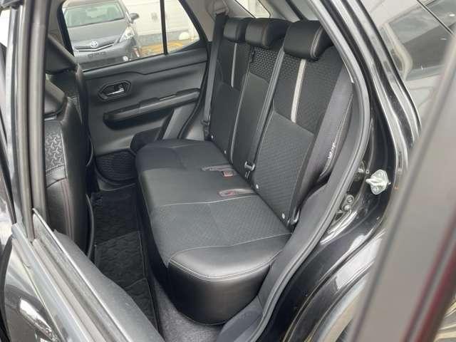 ロッキー プレミアム ワンオーナー/禁煙車/フルエアロ/衝突被害軽減ブレーキ/アダブティブクルーズコントロール/コーナーセンサー/全方位・F・S・Rカメラ/ETC/純正フルセグ地デジナビ/シートヒーター/BSM/(25枚目)