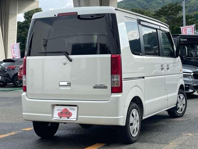 今度の週末は是非、店舗に遊びに来ませんか?キッズルームも完備してますのでごゆっくりと展示車をご覧いただけます!!