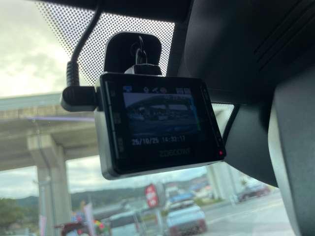 3シリーズ 320d xDriveツーリング Mスポーツ 4WD 4WD!禁煙車!衝突被害軽減ブレーキ!Aクルコン!純正HDDナビ!Bカメラ!BT!フルセグTV!パワーシート!ETC!シートヒーター!スマートキー!キーレス!LEDライト!ルーフレール!純正18AW!(10枚目)