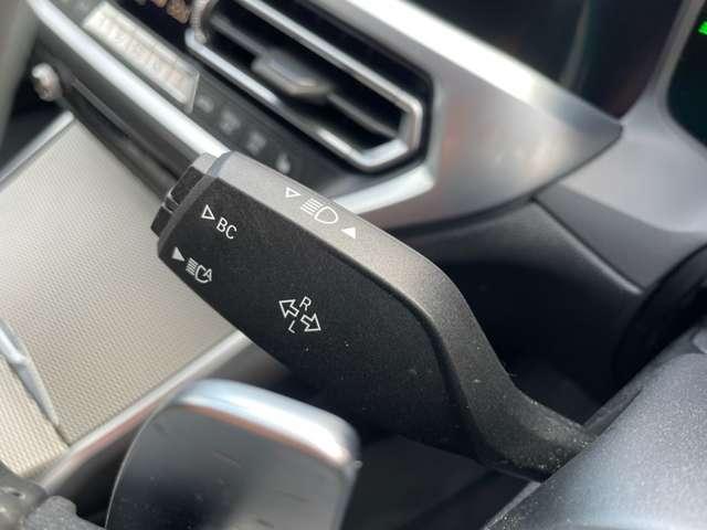 3シリーズ 320d xDriveツーリング Mスポーツ 4WD 4WD!禁煙車!衝突被害軽減ブレーキ!Aクルコン!純正HDDナビ!Bカメラ!BT!フルセグTV!パワーシート!ETC!シートヒーター!スマートキー!キーレス!LEDライト!ルーフレール!純正18AW!(23枚目)