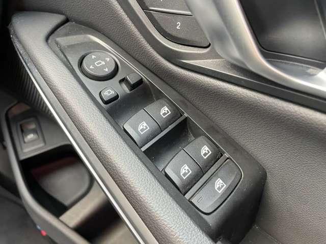 3シリーズ 320d xDriveツーリング Mスポーツ 4WD 4WD!禁煙車!衝突被害軽減ブレーキ!Aクルコン!純正HDDナビ!Bカメラ!BT!フルセグTV!パワーシート!ETC!シートヒーター!スマートキー!キーレス!LEDライト!ルーフレール!純正18AW!(27枚目)