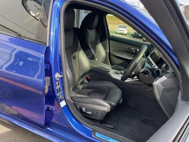 3シリーズ 320d xDriveツーリング Mスポーツ 4WD 4WD!禁煙車!衝突被害軽減ブレーキ!Aクルコン!純正HDDナビ!Bカメラ!BT!フルセグTV!パワーシート!ETC!シートヒーター!スマートキー!キーレス!LEDライト!ルーフレール!純正18AW!(30枚目)