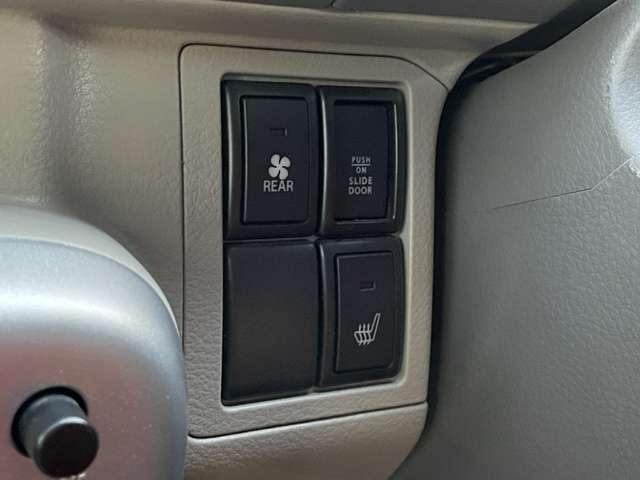 ＮＶ１００クリッパーリオ Ｅ　４ＷＤ　１オーナー！４ＷＤ！禁煙車！衝突被害軽減ブレーキ！純正ナビ！バックカメラ！ＢＴ！フルセグＴＶ！ＥＴＣ！左側電動スライドドア！オートライト！シートヒーター！スマートキー＆プッシュスタート！純正１４ＡＷ！（7枚目）