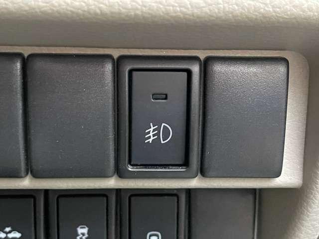 ＮＶ１００クリッパーリオ Ｅ　４ＷＤ　１オーナー！４ＷＤ！禁煙車！衝突被害軽減ブレーキ！純正ナビ！バックカメラ！ＢＴ！フルセグＴＶ！ＥＴＣ！左側電動スライドドア！オートライト！シートヒーター！スマートキー＆プッシュスタート！純正１４ＡＷ！（14枚目）