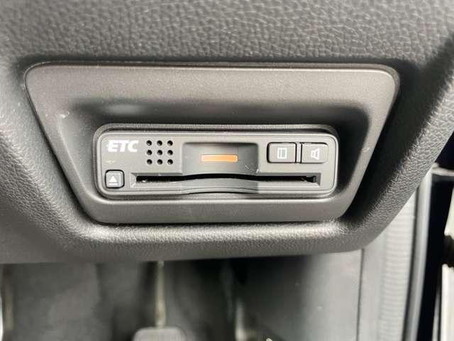 ステップワゴンスパーダ スパーダ　ホンダセンシング　１オーナー！禁煙車！衝突被害軽減ブレーキ！後席モニター！両側Ｐスライドドア！純正ナビ！バックカメラ！フルセグＴＶ！ＥＴＣ！オートライト！スマートキー＆プッシュスタート！わくわくゲート！純正１６ＡＷ！（16枚目）