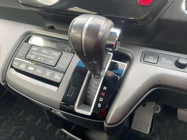 ステップワゴンスパーダ スパーダ　ホンダセンシング　１オーナー！禁煙車！衝突被害軽減ブレーキ！後席モニター！両側Ｐスライドドア！純正ナビ！バックカメラ！フルセグＴＶ！ＥＴＣ！オートライト！スマートキー＆プッシュスタート！わくわくゲート！純正１６ＡＷ！（22枚目）