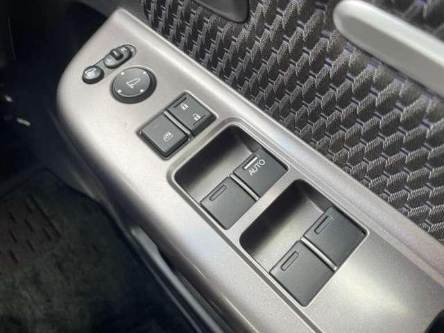 ステップワゴンスパーダ スパーダ　ホンダセンシング　１オーナー！禁煙車！衝突被害軽減ブレーキ！後席モニター！両側Ｐスライドドア！純正ナビ！バックカメラ！フルセグＴＶ！ＥＴＣ！オートライト！スマートキー＆プッシュスタート！わくわくゲート！純正１６ＡＷ！（24枚目）