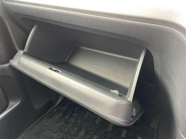 ステップワゴンスパーダ スパーダ　ホンダセンシング　１オーナー！禁煙車！衝突被害軽減ブレーキ！後席モニター！両側Ｐスライドドア！純正ナビ！バックカメラ！フルセグＴＶ！ＥＴＣ！オートライト！スマートキー＆プッシュスタート！わくわくゲート！純正１６ＡＷ！（26枚目）