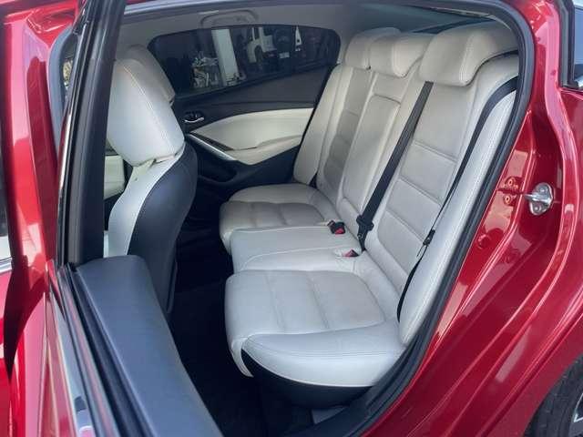 アテンザセダン XD Lパッケージ 禁煙車!衝突被害軽減ブレーキ!Aクルコン!BOSEサウンド!純正ナビ!バックカメラ!BT!フルセグTV!電動シート!ETC!オートライト!シートヒーター!スマートキー&プッシュスタート!白革シート!(32枚目)