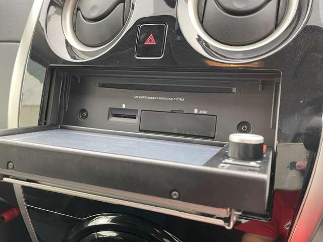 ノート X DIG-S Vセレクション+セーフティ ワンオーナー/禁煙車/エマージェンシーブレーキ/純正フルセグ地デジナビ/レーンキープ/バックカメラ/ETC/スマートキー/横滑り防止装置/パワーウィンドウ/パワステ/(9枚目)