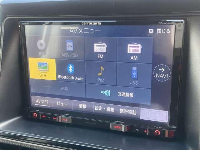 ヴォクシー Ｖ　禁煙車／スマキー／フルセグ／後席Ｍ／ＥＴＣ／ドラレコ／オートＨビーム／バックカメラ／両側電スラ／３列シート／クルコン／レーンキープ／ＬＥＤ／フォグ／純正１５インチＡＷ（9枚目）