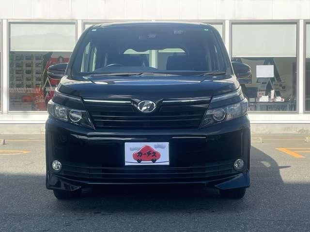 ヴォクシー Ｖ　禁煙車／スマキー／フルセグ／後席Ｍ／ＥＴＣ／ドラレコ／オートＨビーム／バックカメラ／両側電スラ／３列シート／クルコン／レーンキープ／ＬＥＤ／フォグ／純正１５インチＡＷ（37枚目）