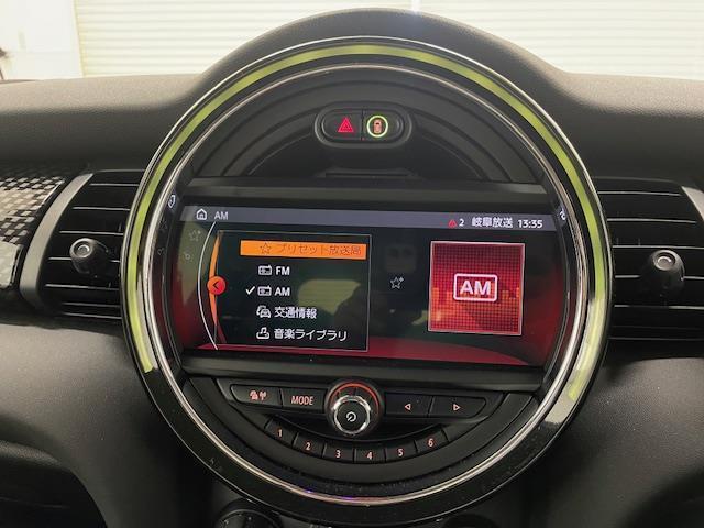 ＭＩＮＩ クーパーＳＤ　衝突軽減／純正ナビ／ＵＳＢ／バックカメラ／前後ドライブレコーダー／パーキングソナー／ＭＴモード付ＡＴ／プッシュスタート／スマートキー／アイドリングストップ／クルーズコントロール（4枚目）